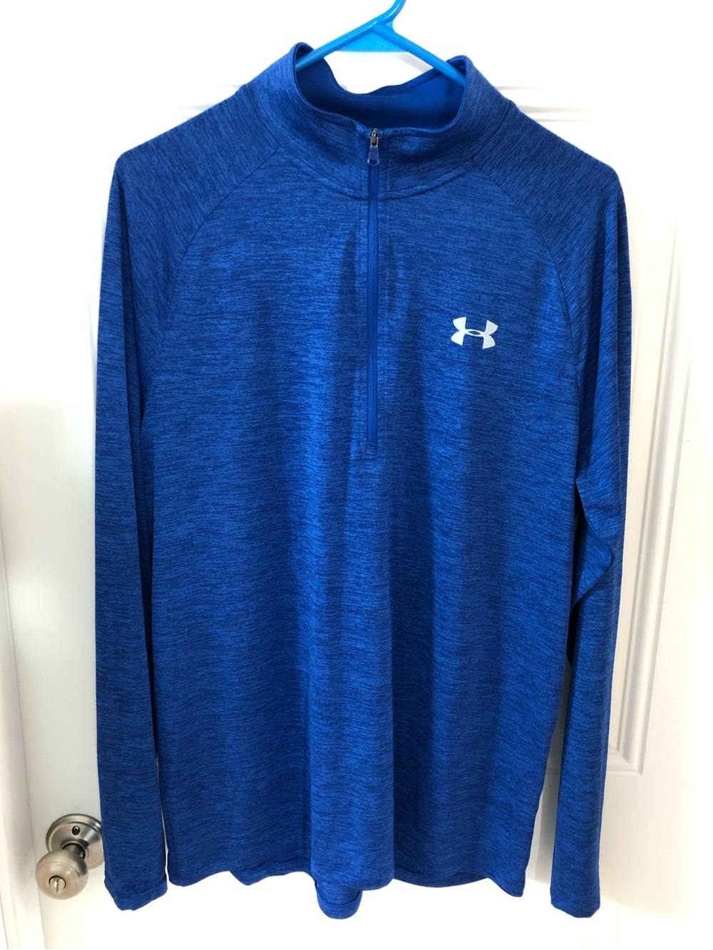 Under Armour Loose Fit Blue 1/4 Zip Pullover Size Medium